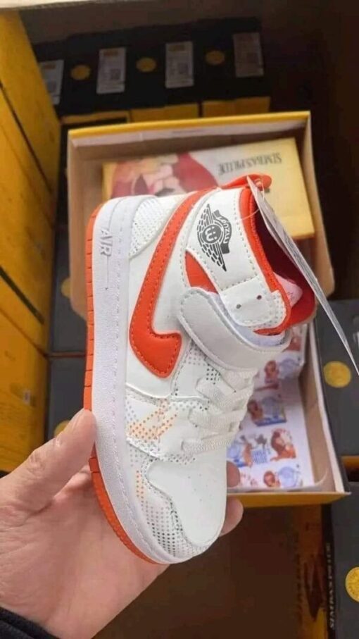 Buy Cheap Wholesale Mixed Shoes Pallets for Beginners - Liquidation Pallet - Image 5