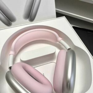 AirPods Max pallets