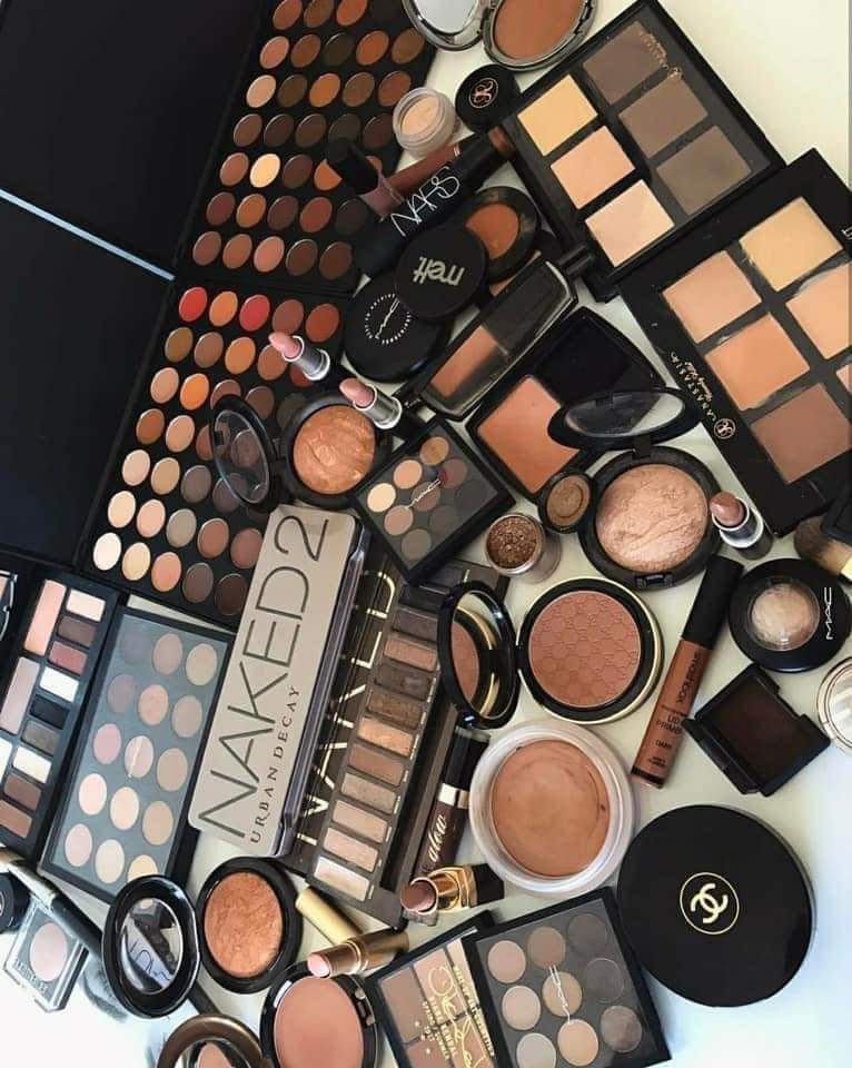 buy cosmetics pallets