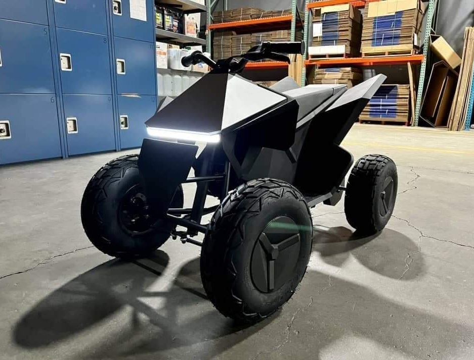 Tesla Cyberquad pallets