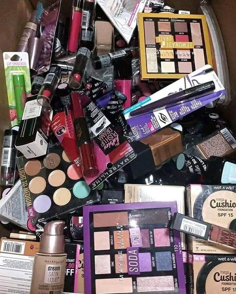Buy Cosmetics Pallets Liquidation - Image 13