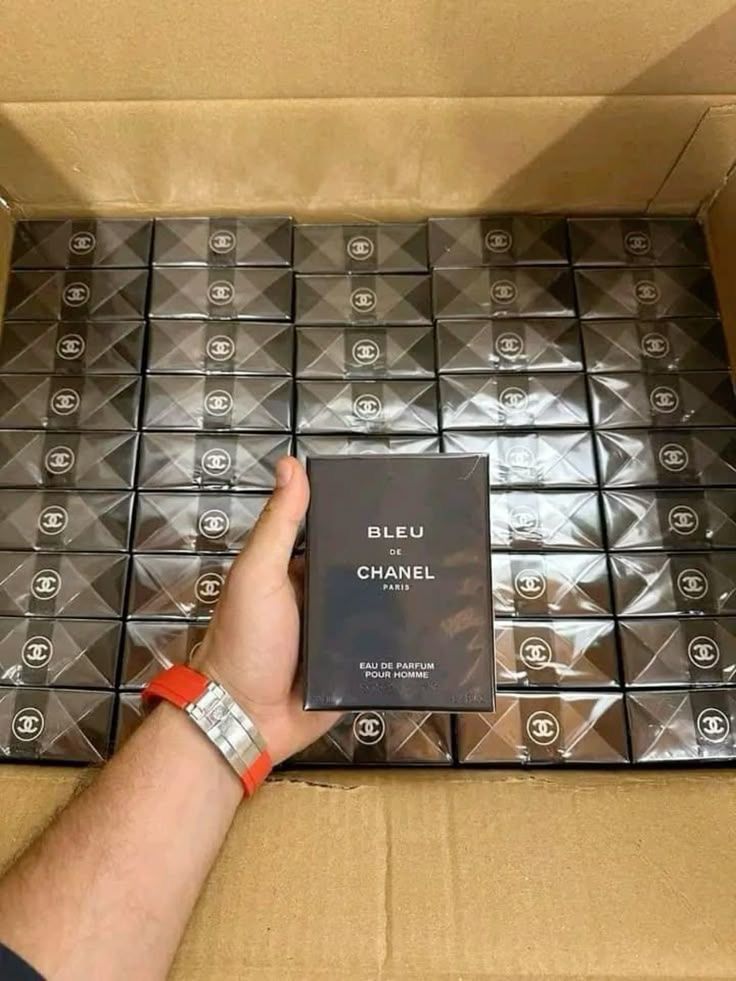 Authentic Perfume Pallets for - Liquidation Pallets near me - Image 2