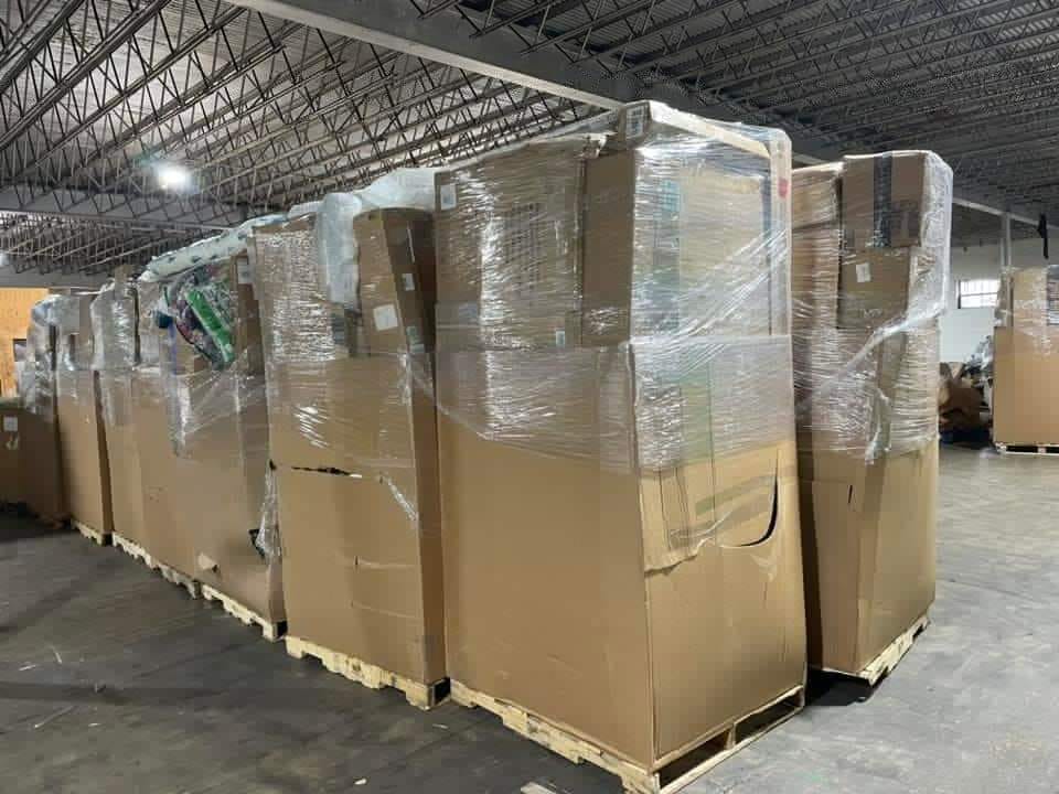 Buy Macy’s Textile Truckloads Liquidation Pallets - Cheap Wholesale Prices - Image 2