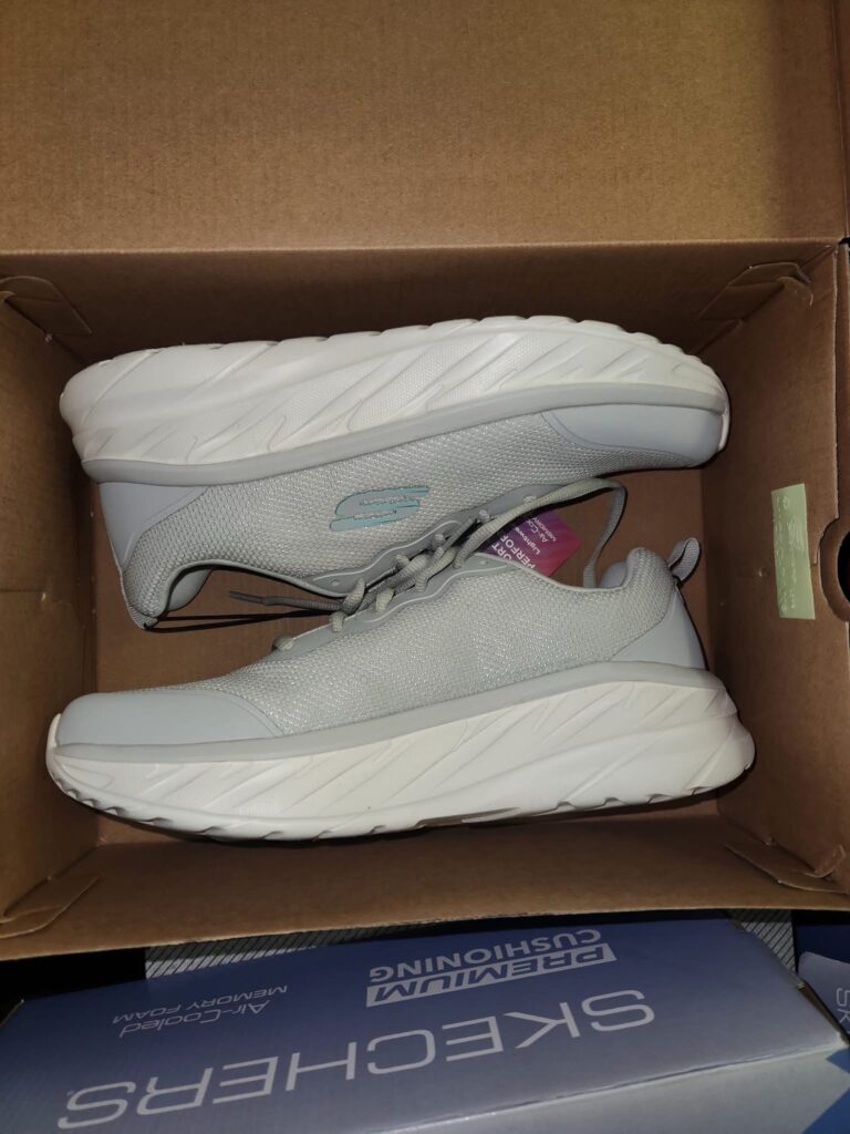 Skechers shoe pallets