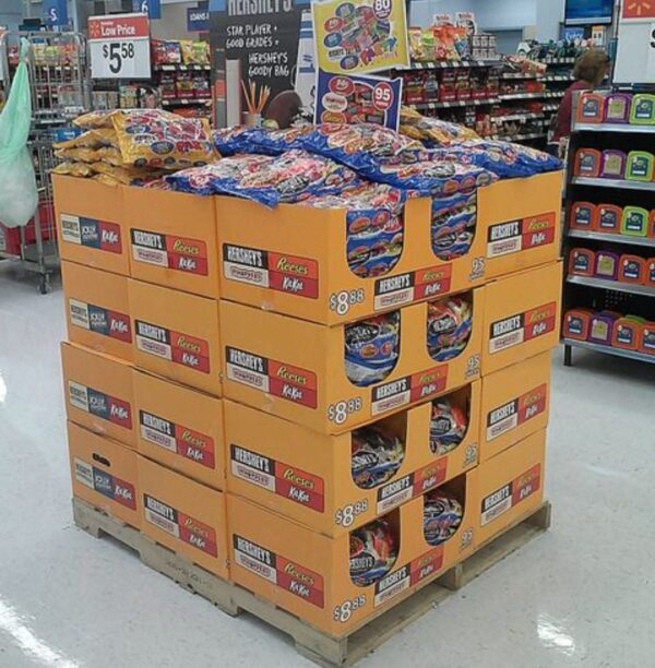 Confectionery Liquidation Pallets - Image 3